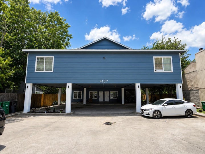 Photo 1 of 20 — 4107 Lark Lane, Houston, TX 77025