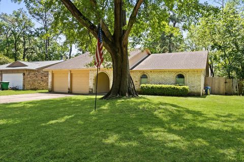 Photo of 3218 Sycamore Springs Drive, Kingwood, TX 77339 (MLS # 4428105)