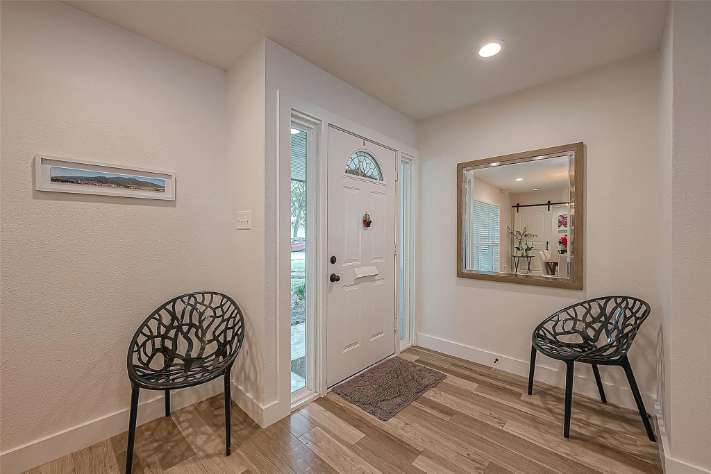 Photo of 9502 Bob White Drive, Houston, TX 77096 (MLS # 89212638)
