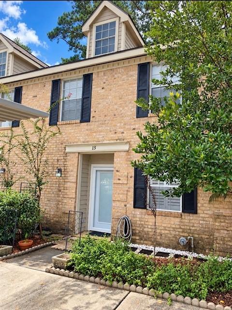 Townhouse For Sale - 2030 Plantation Drive #C<br/> Conroe, TX 77301