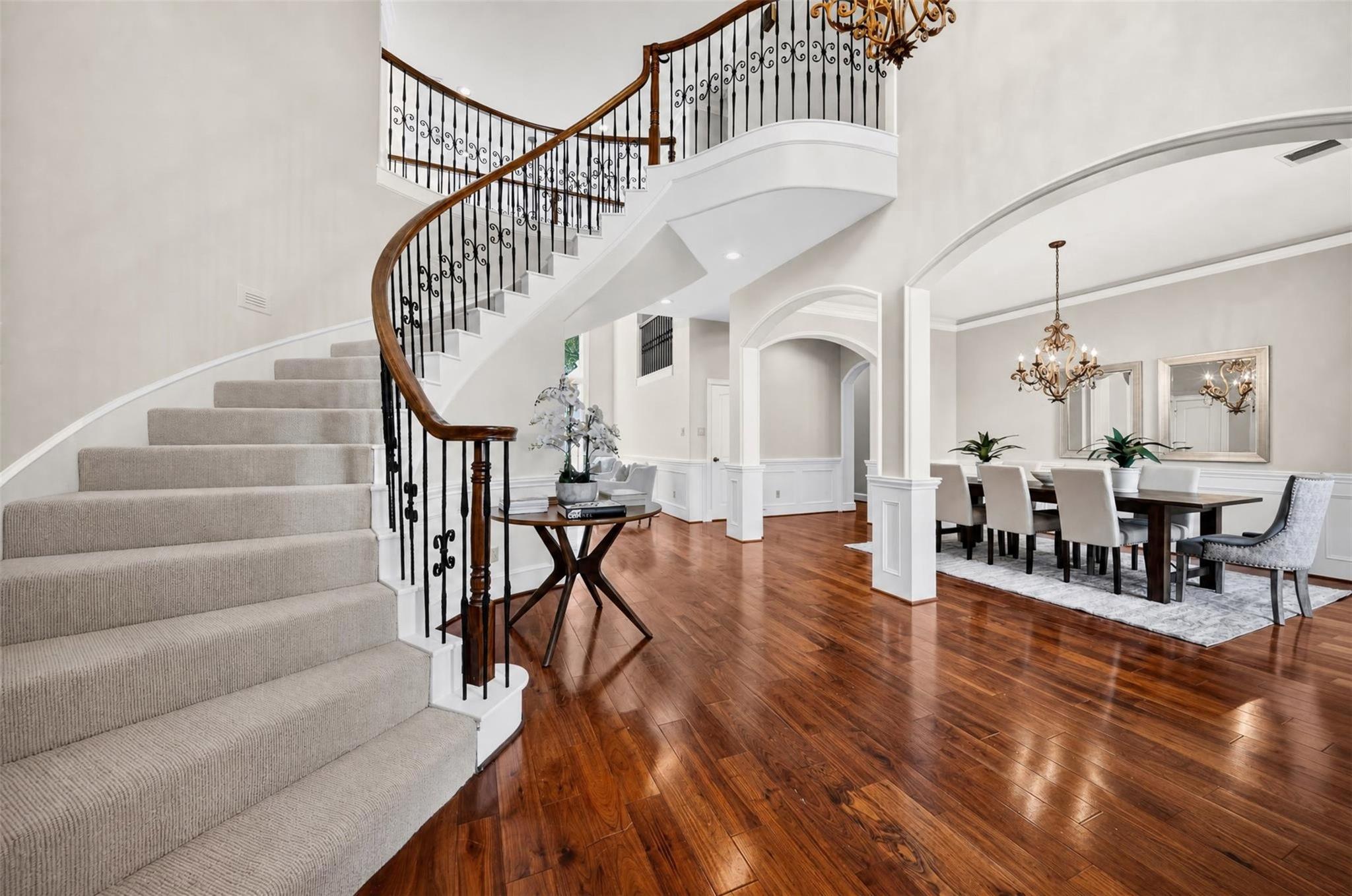 15 Lochbury Court