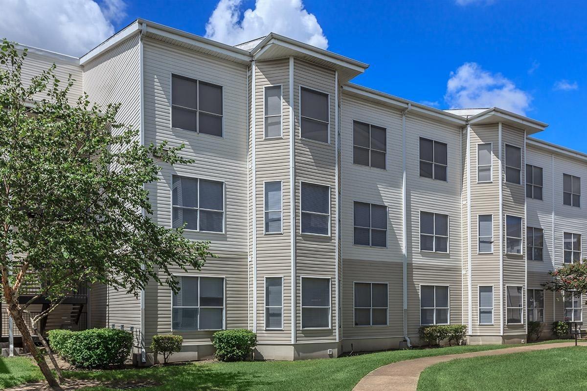 301 W Little York Road 722