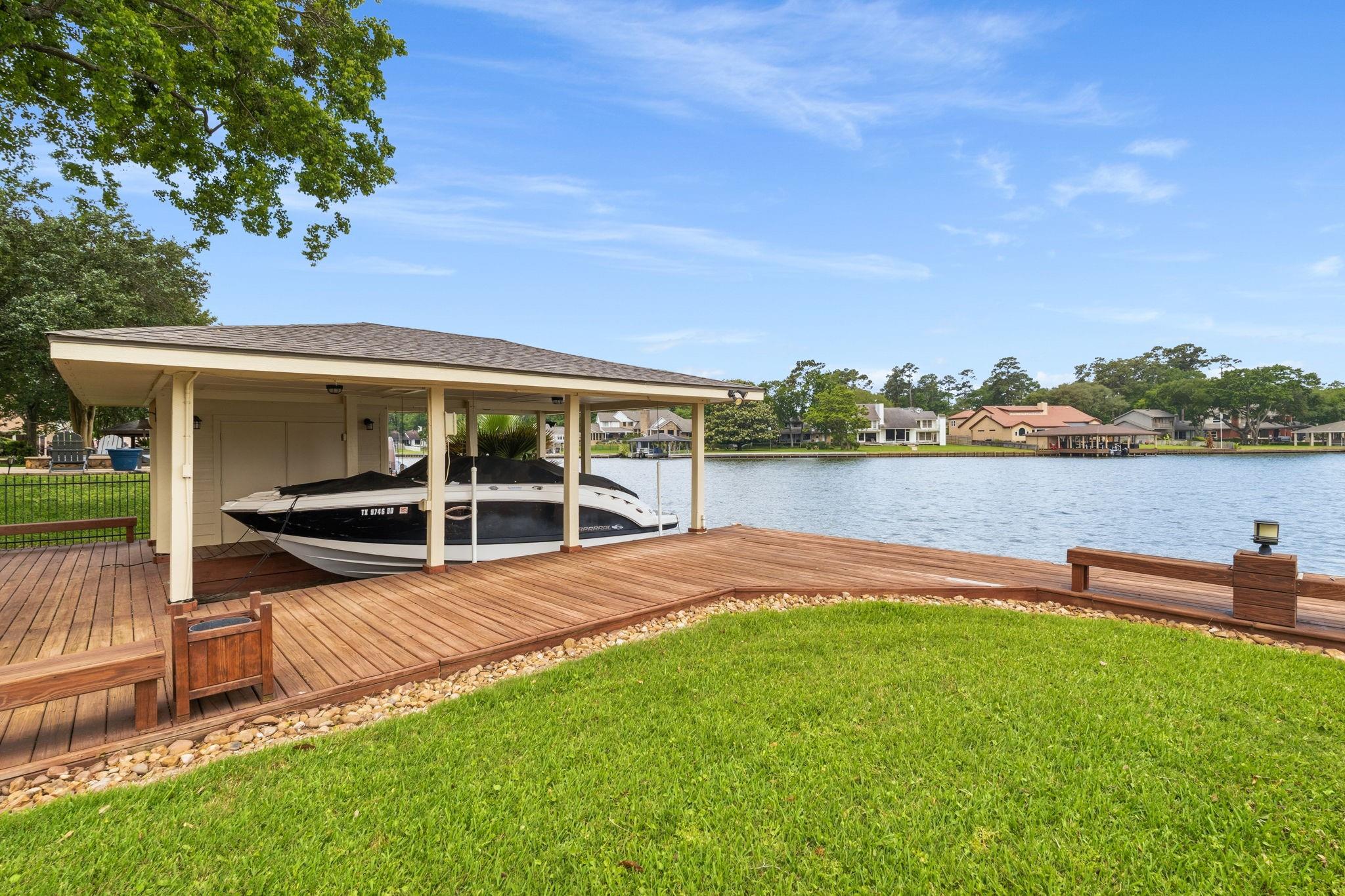 130 Lakeside Drive
