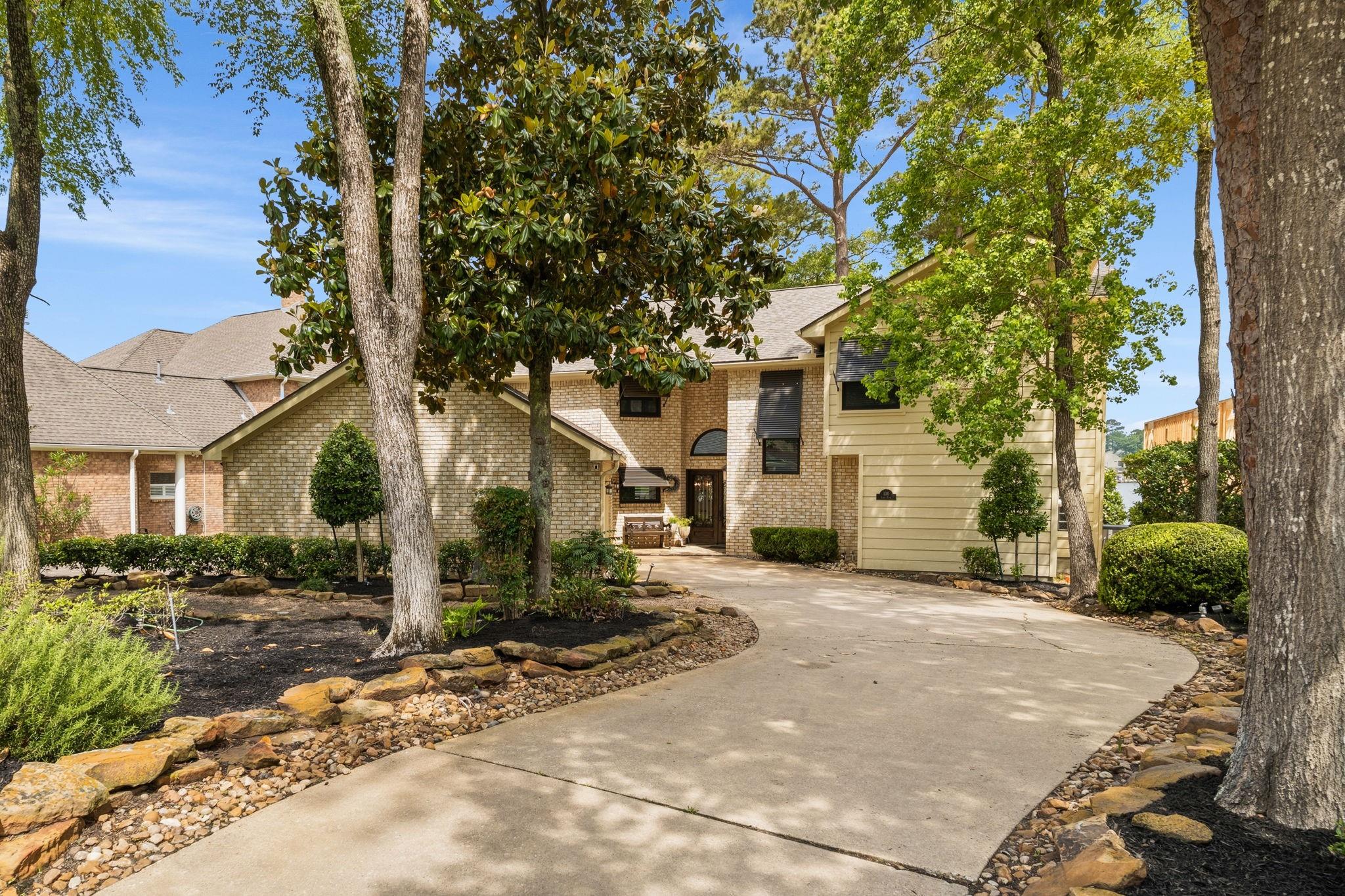 130 Lakeside Drive