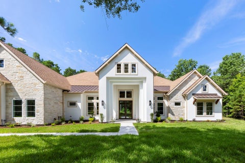 Photo of 7413 High Meadow Ridge Drive, Montgomery, TX 77316 (MLS # 21142923)