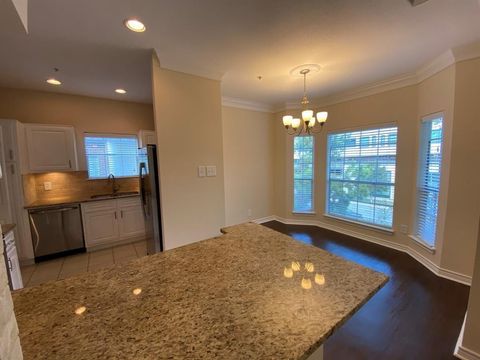 Photo of 2350 Westcreek Lane #1114, Houston, TX 77027 (MLS # 56927668)