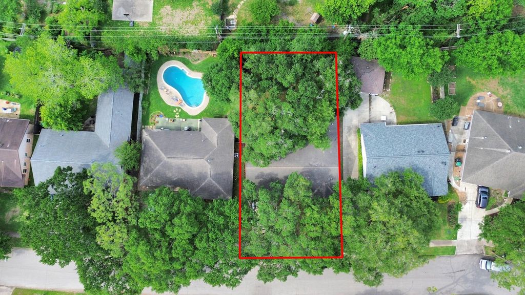 Photo of 5010 Creekbend Drive, Houston, TX 77035 (MLS # 38424472)
