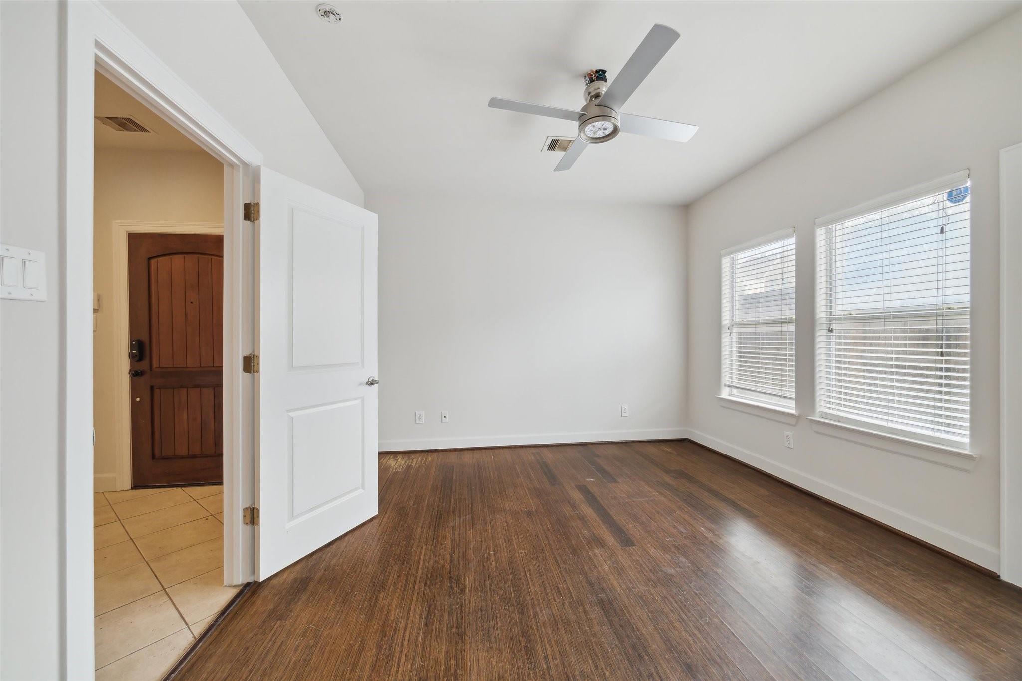 3041 Clinton Drive