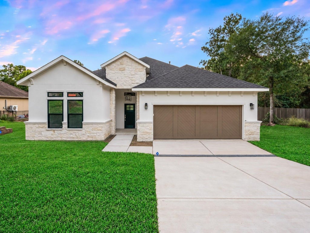 Photo of 4833 W Fork Boulevard, Conroe, TX 77304 (MLS # 15859350)