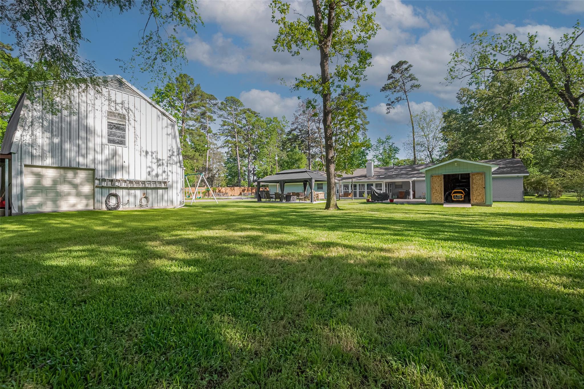 1535 Spring Hills Drive