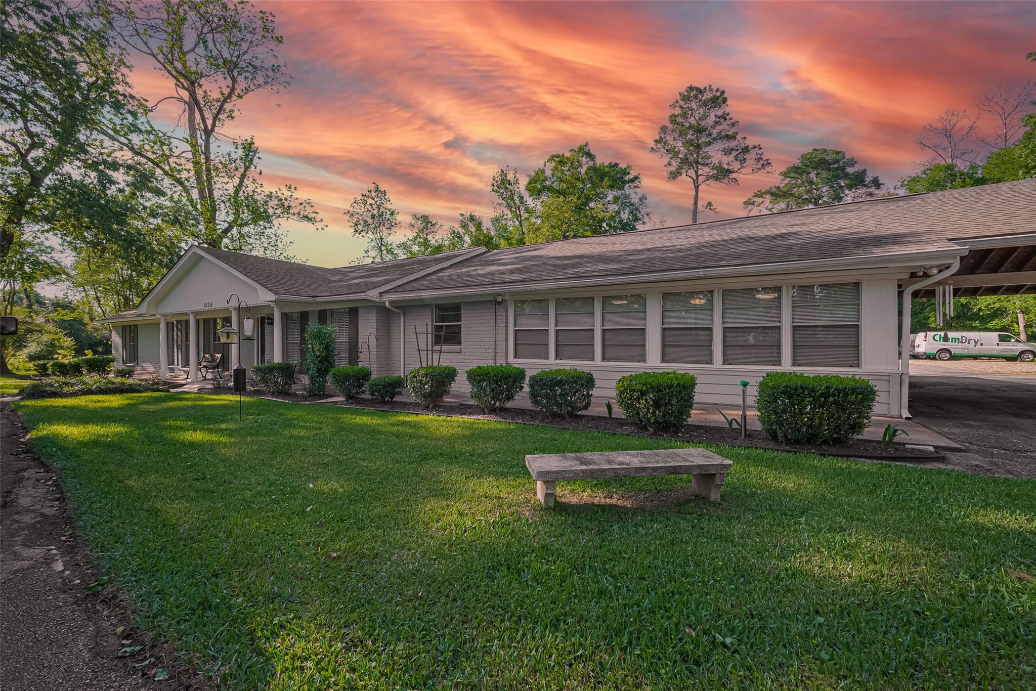 1535 Spring Hills Drive