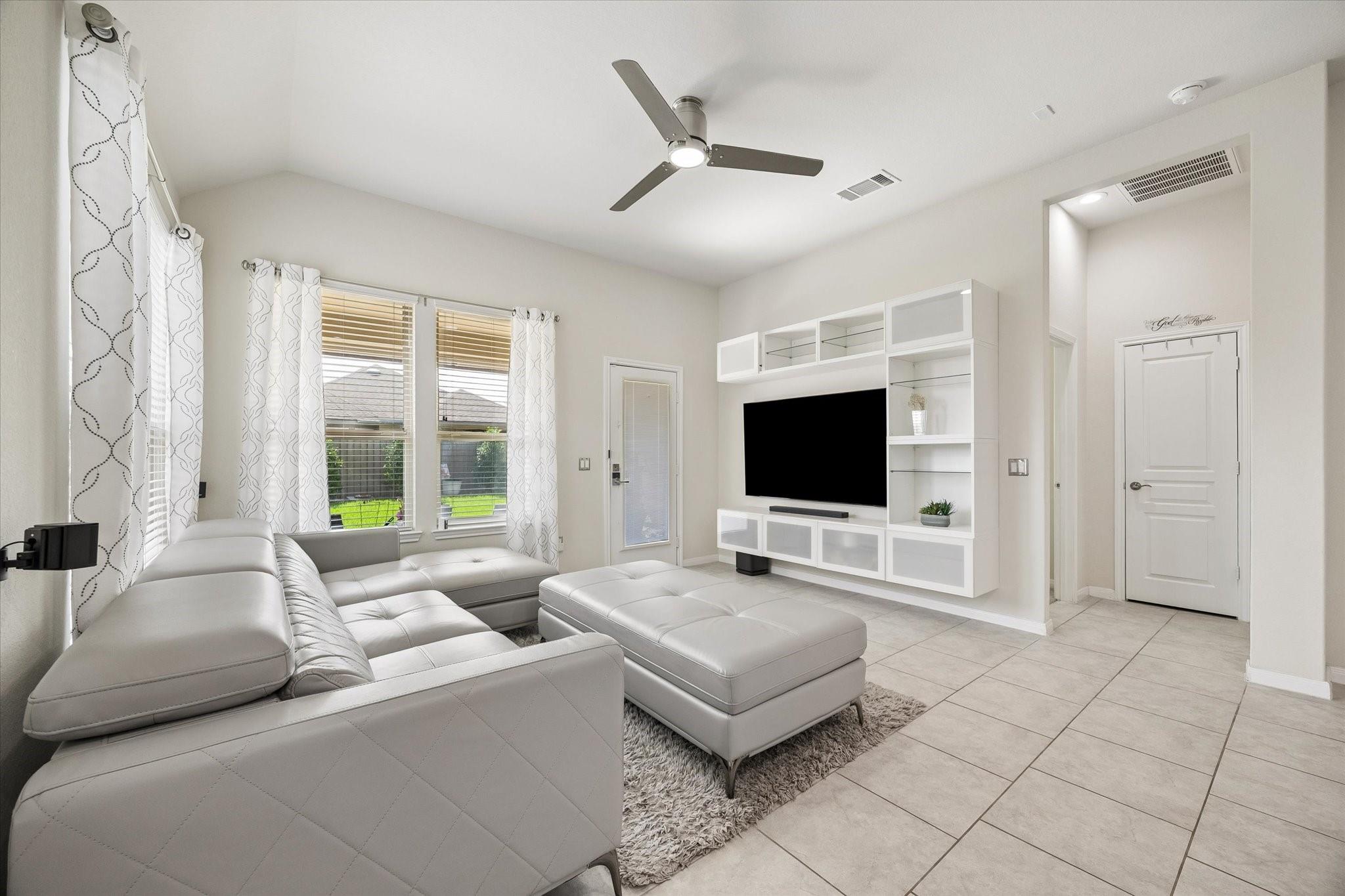 5223 Ivory Glass Drive