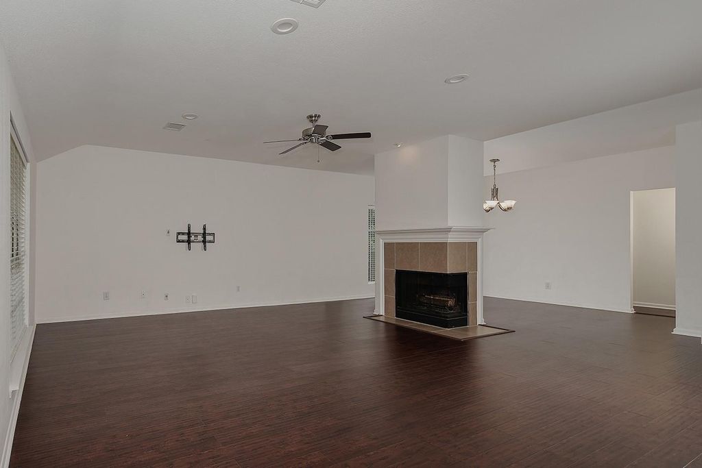 Photo of 67 W Trillium Circle, The Woodlands, TX 77381 (MLS # 38233349)