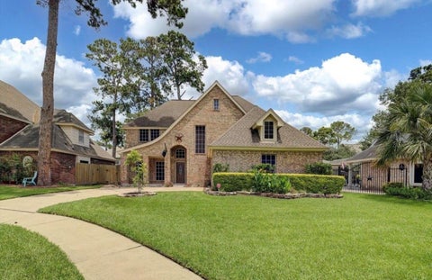 Homes For Sale - 12522 Millscott Drive<br/> Houston, TX 77070