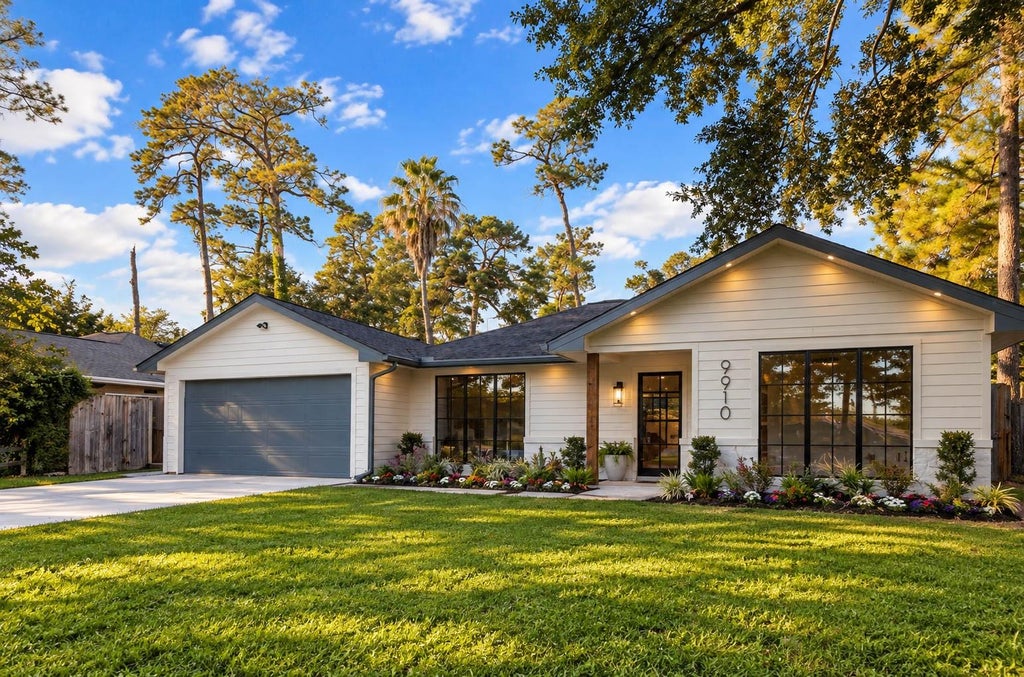Photo of 9910 Briarwild Lane, Houston, TX 77080 (MLS # 59588031)