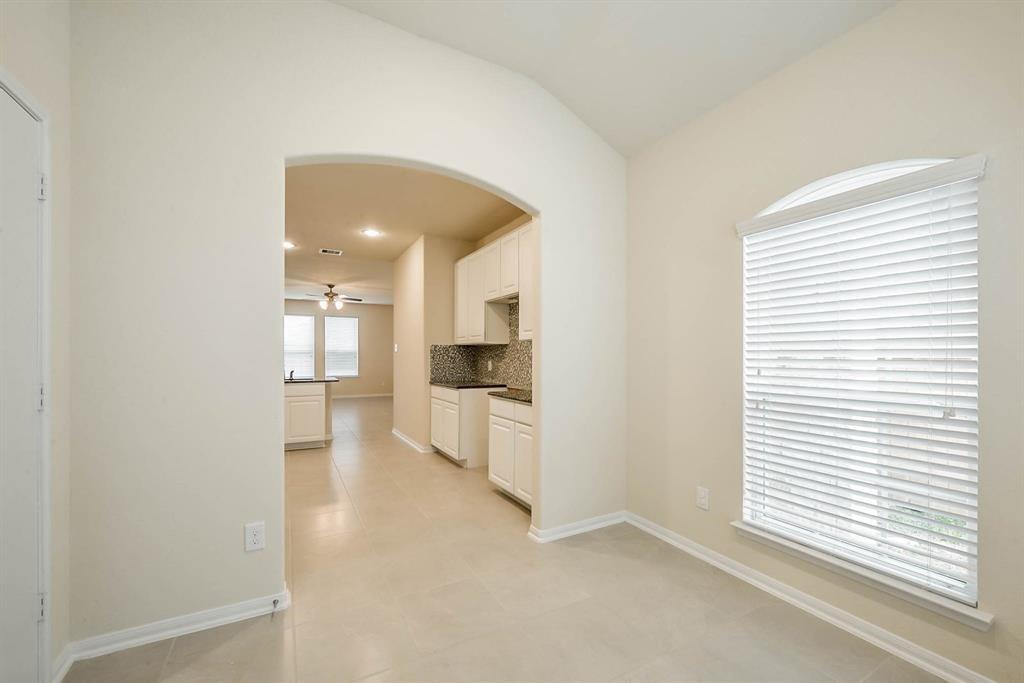 4211 Fair Country Lane