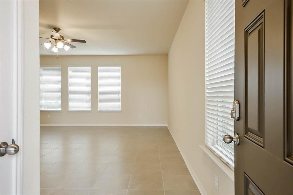 4211 Fair Country Lane