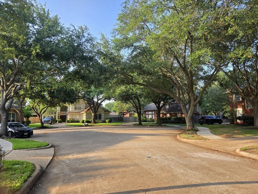 Photo of 1611 Monvale Lane, Sugar Land, TX 77479 (MLS # 78484057)