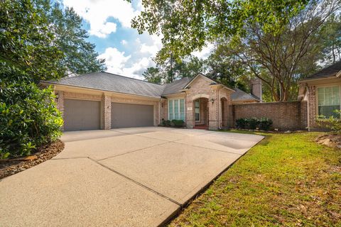Photo of 23 E Palmer Bend, The Woodlands, TX 77381 (MLS # 4306915)