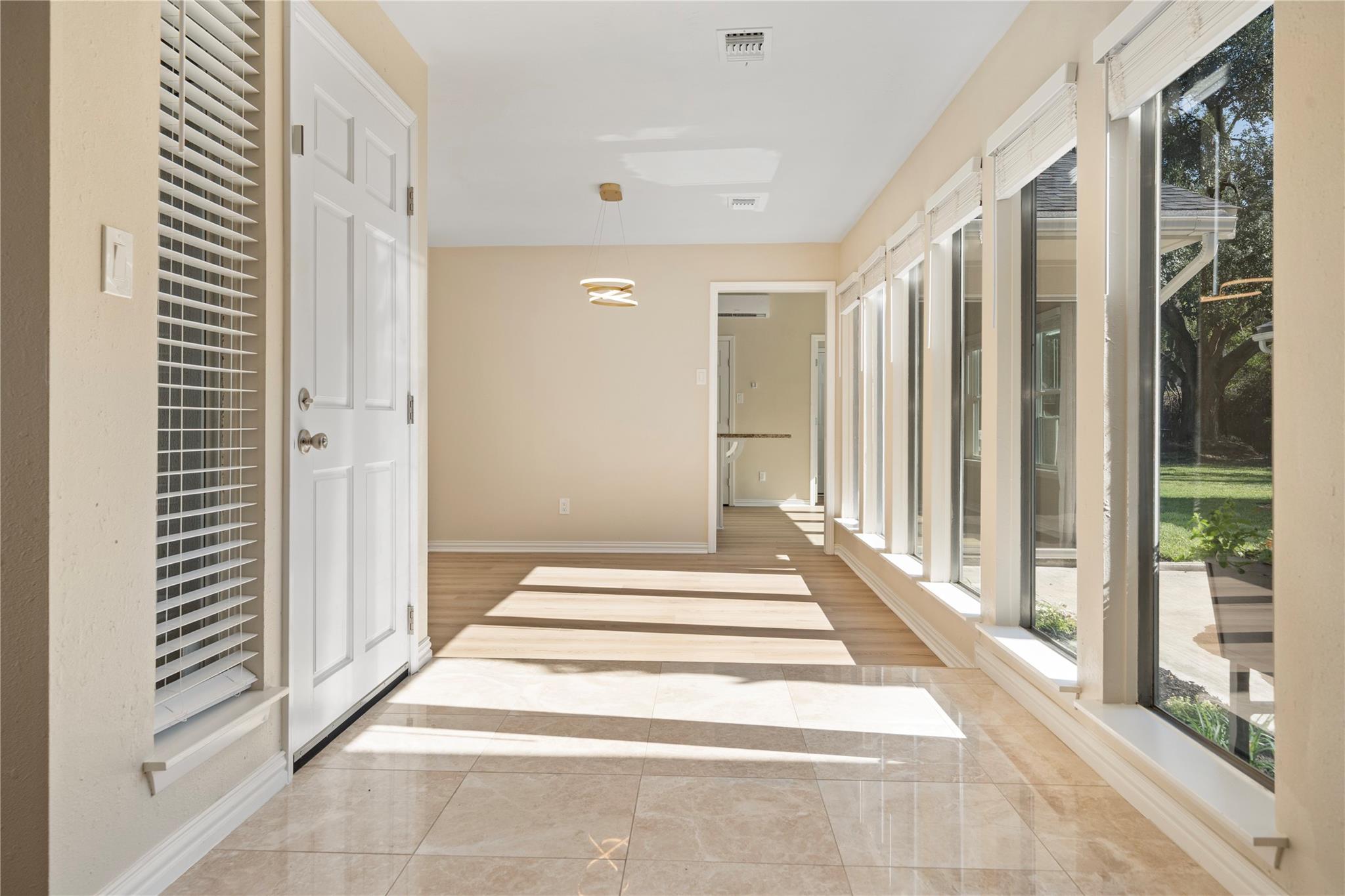 1422 Crossfield Drive