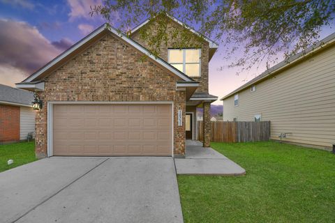 Photo of 10731 Prillerman Trails Drive, Houston, TX 77016 (MLS # 3925957)