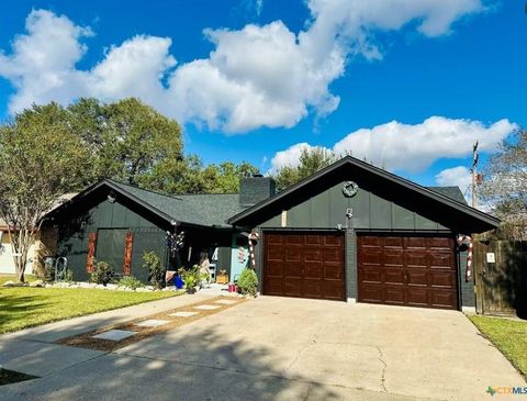 Homes For Sale - 506 Shiloh Drive Dr<br/> Victoria, TX 77904