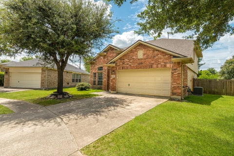 Photo of 4307 Kleinway Drive, Houston, TX 77066 (MLS # 90345309)