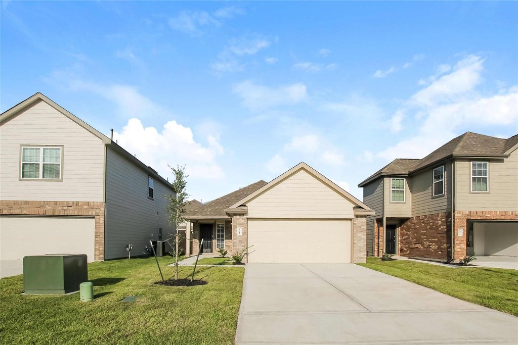 Photo of 25714 Hazy Elm Lane, Porter, TX 77365 (MLS # 80729777)