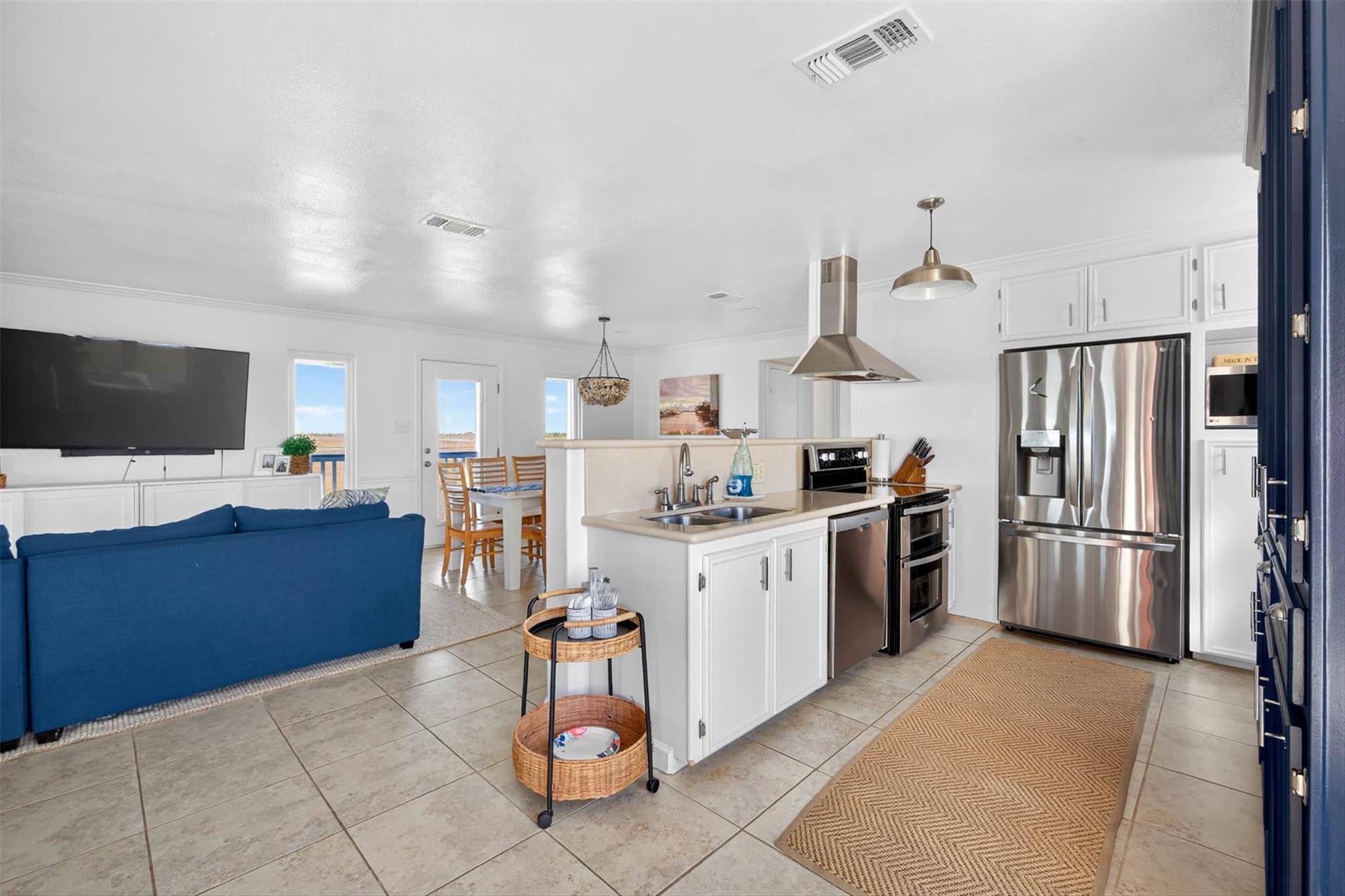 Galveston, Texas, 77554, United States, 4 Bedrooms Bedrooms, ,3 BathroomsBathrooms,Residential,Active,2052005