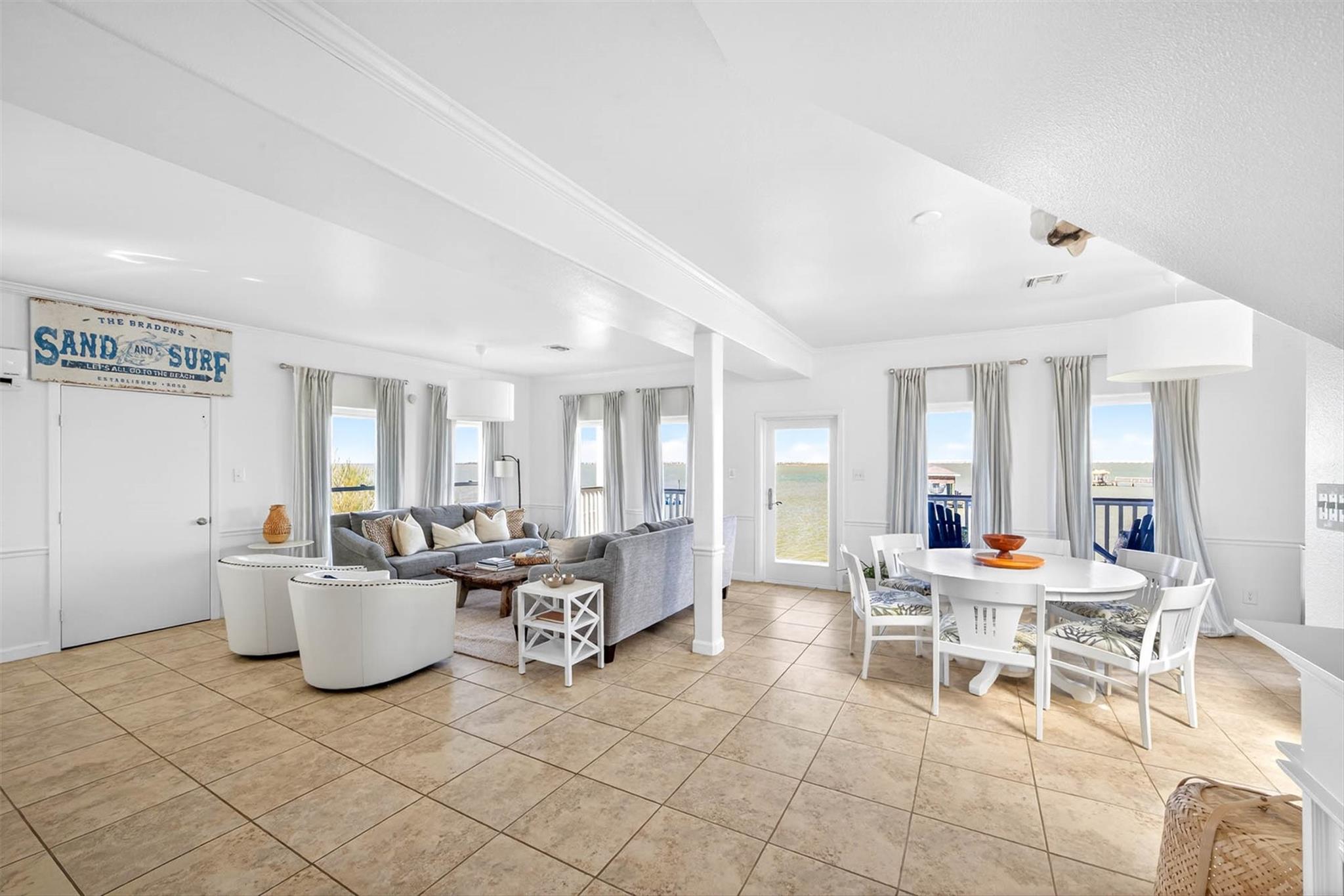 Galveston, Texas, 77554, United States, 4 Bedrooms Bedrooms, ,3 BathroomsBathrooms,Residential,Active,2052005