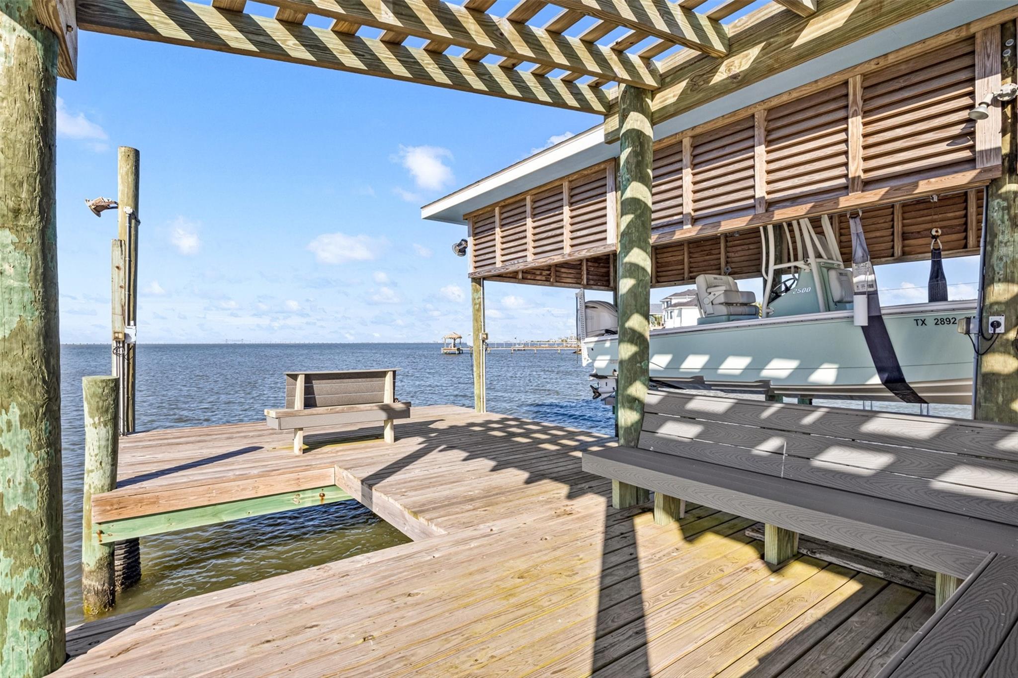 Galveston, Texas, 77554, United States, 4 Bedrooms Bedrooms, ,3 BathroomsBathrooms,Residential,Active,2052005