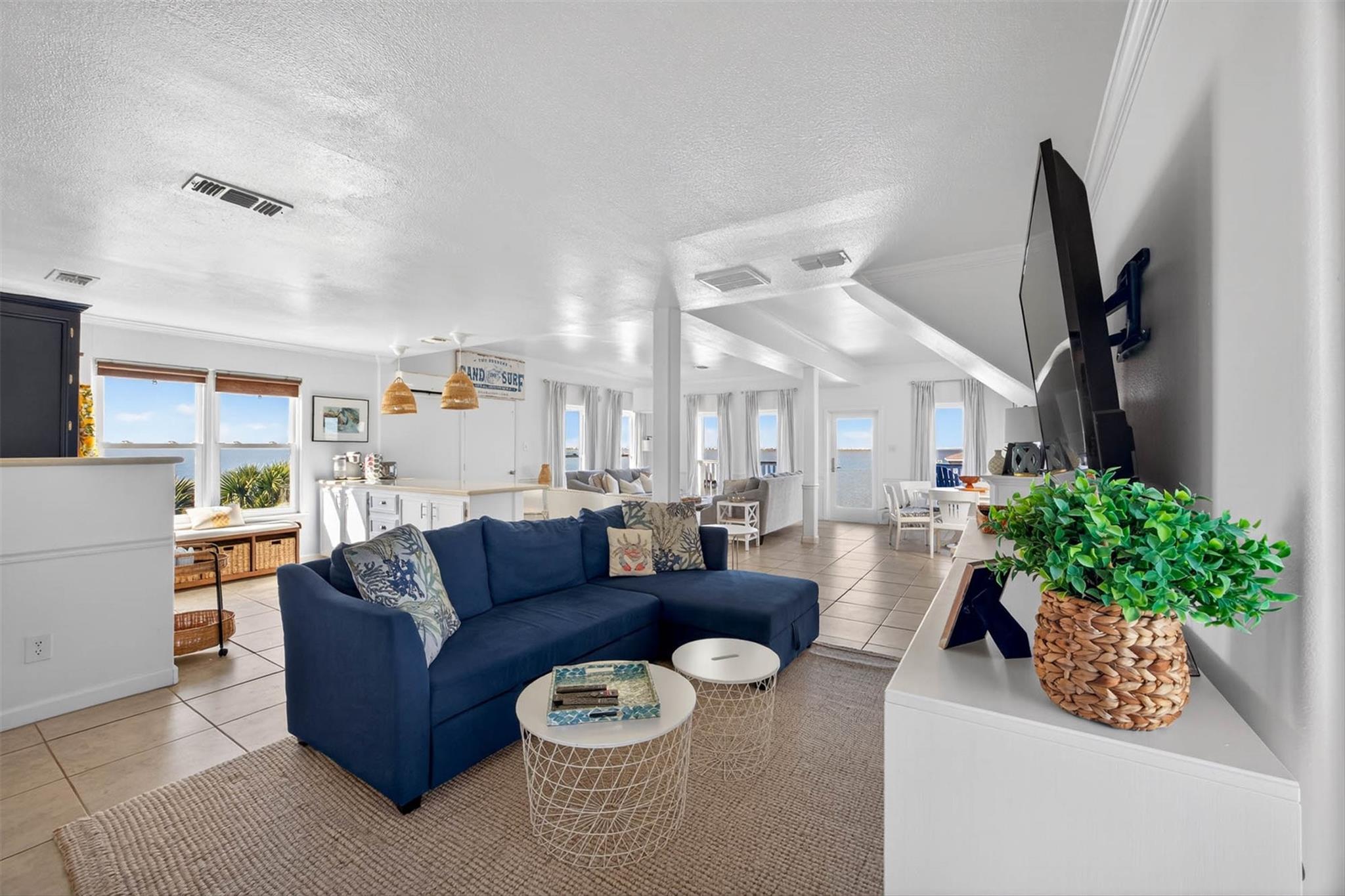 Galveston, Texas, 77554, United States, 4 Bedrooms Bedrooms, ,3 BathroomsBathrooms,Residential,Active,2052005