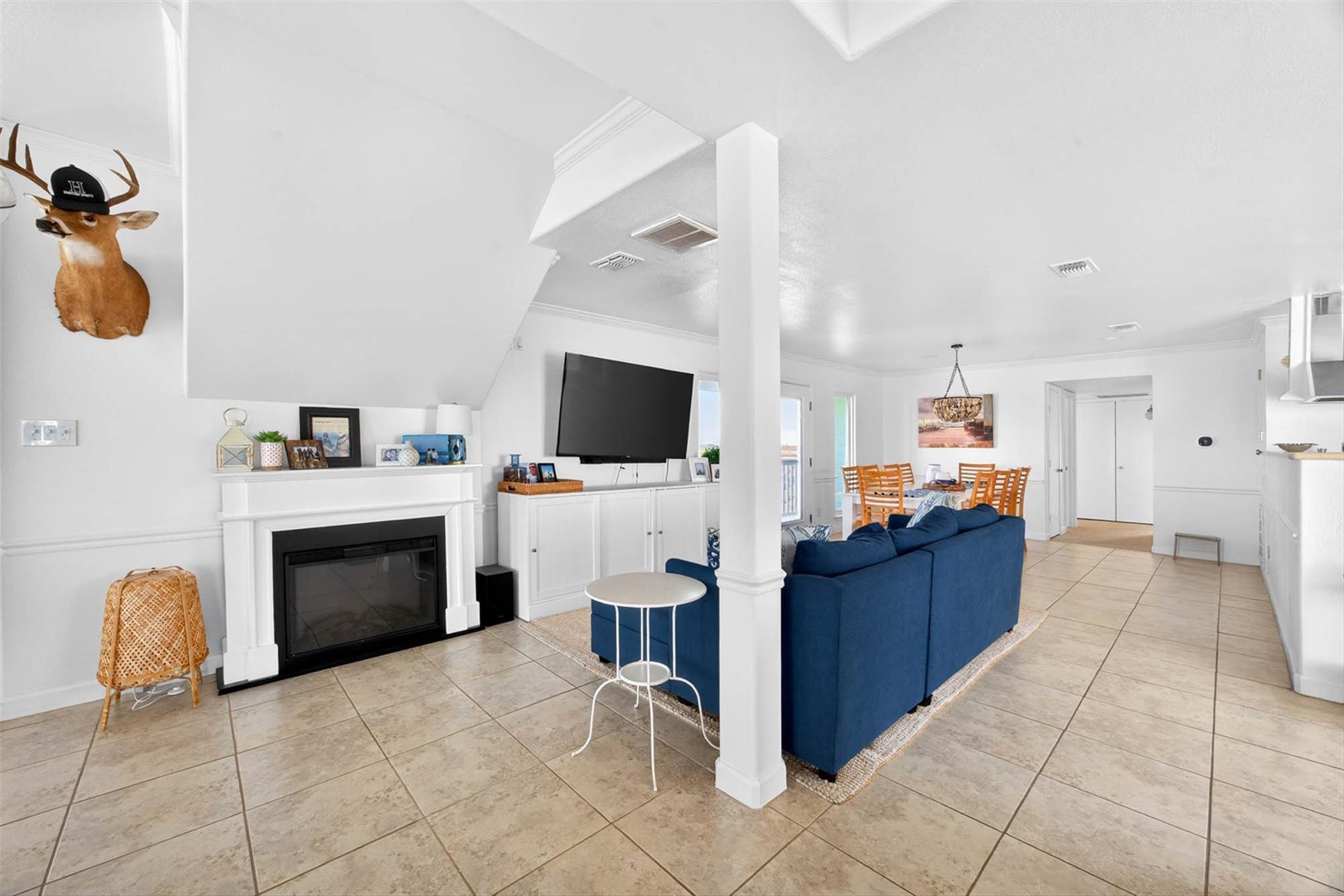 Galveston, Texas, 77554, United States, 4 Bedrooms Bedrooms, ,3 BathroomsBathrooms,Residential,Active,2052005