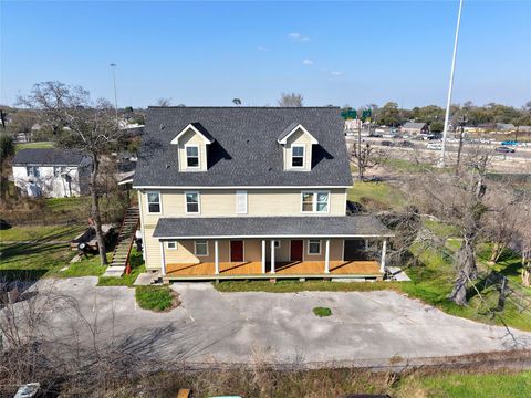 Photo of 3808 Dover Street, Houston, TX 77087 (MLS # 73658543)