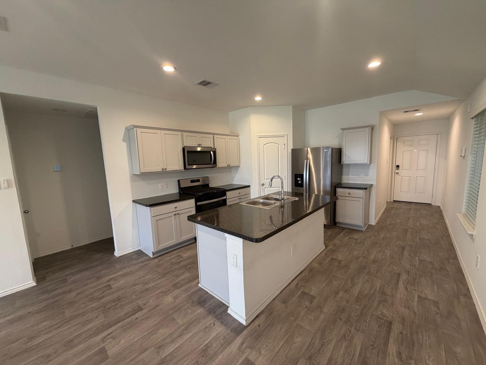 5415 Pinecliff Grove Court