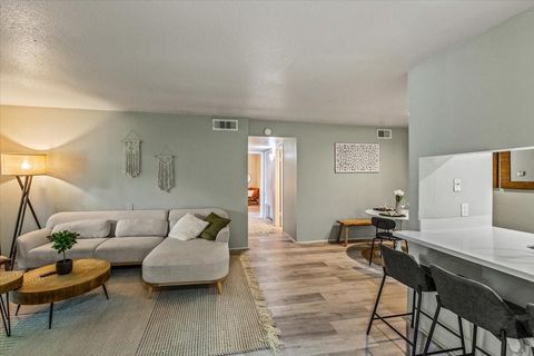 Photo of 2601 S Braeswood Boulevard #1404, Houston, TX 77025 (MLS # 37573400)