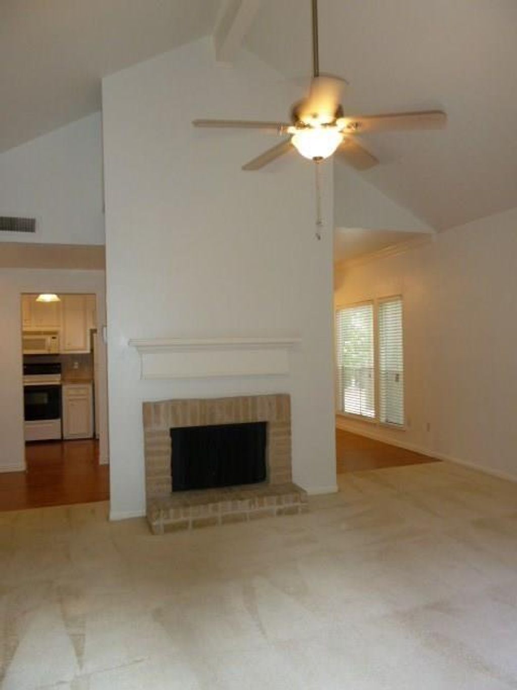 Photo of 2100 Tanglewilde Street #512, Houston, TX 77063 (MLS # 81641840)