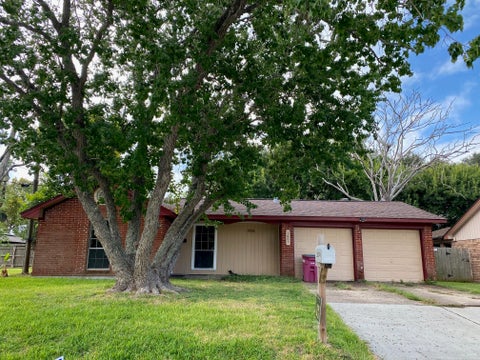 Photo of 1809 W 8th Street, Freeport, TX 77541 (MLS # 17064208)