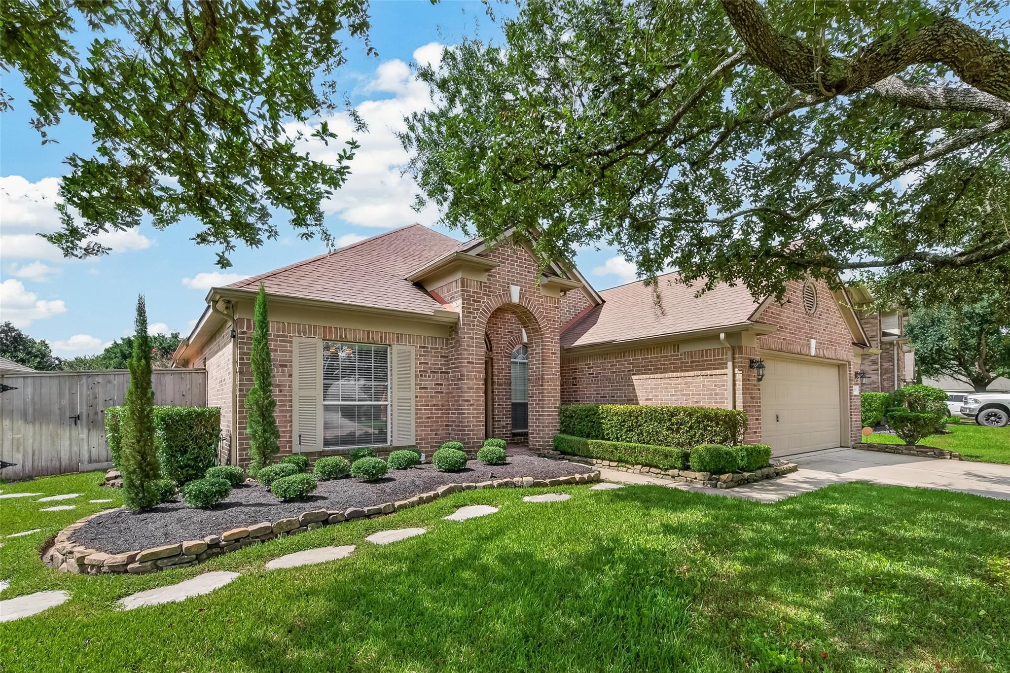 27203 Kendal Ridge Lane