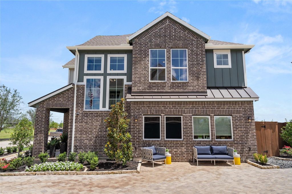 Photo of 2747 Brandon Bluff Bend, Fulshear, TX 77441 (MLS # 94279464)