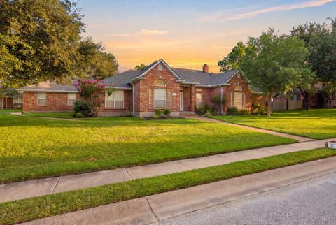 Photo of 905 Winged Foot Drive, College Station, TX 77845 (MLS # 87887135)