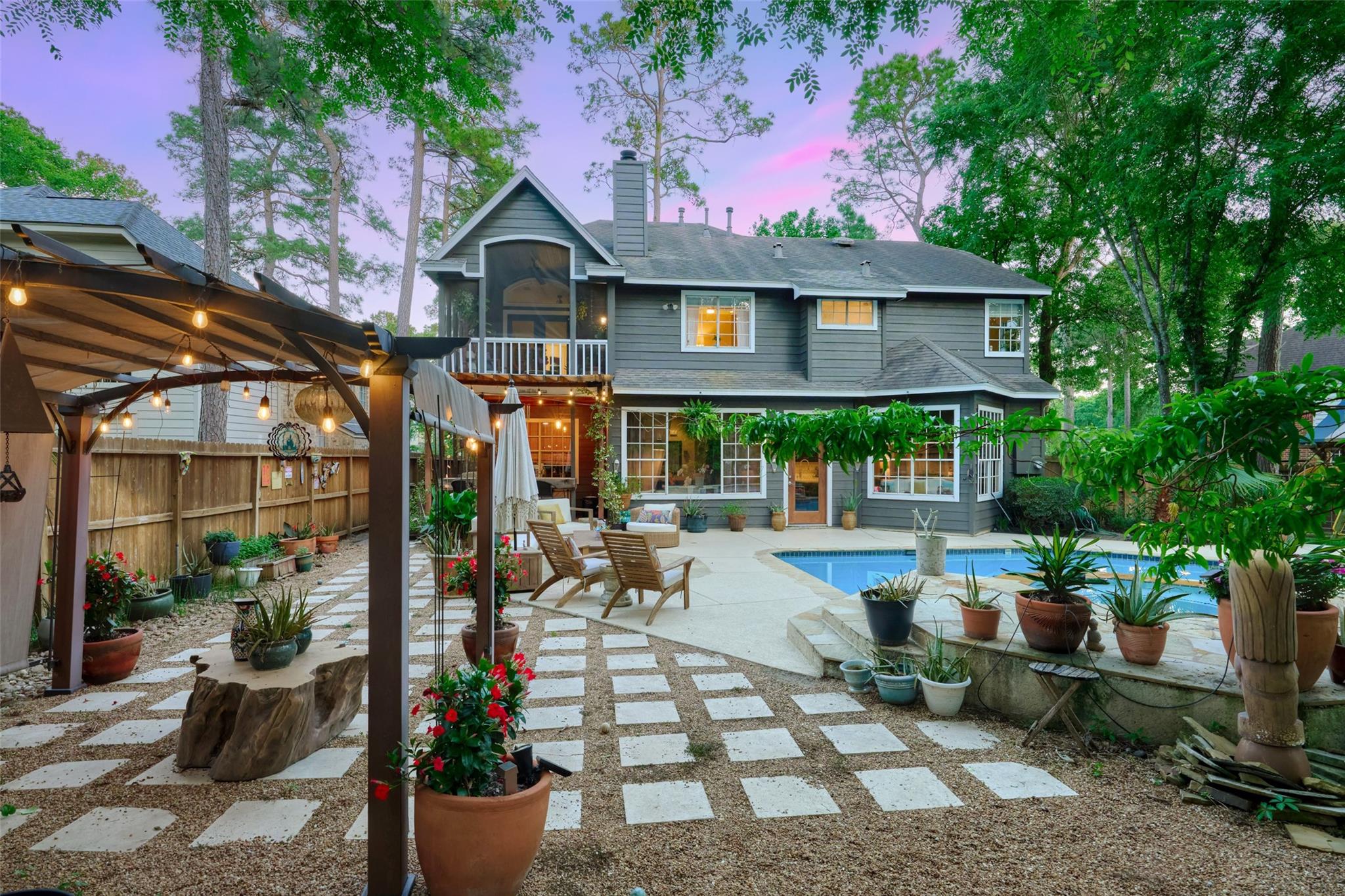 37 Pinepath Place