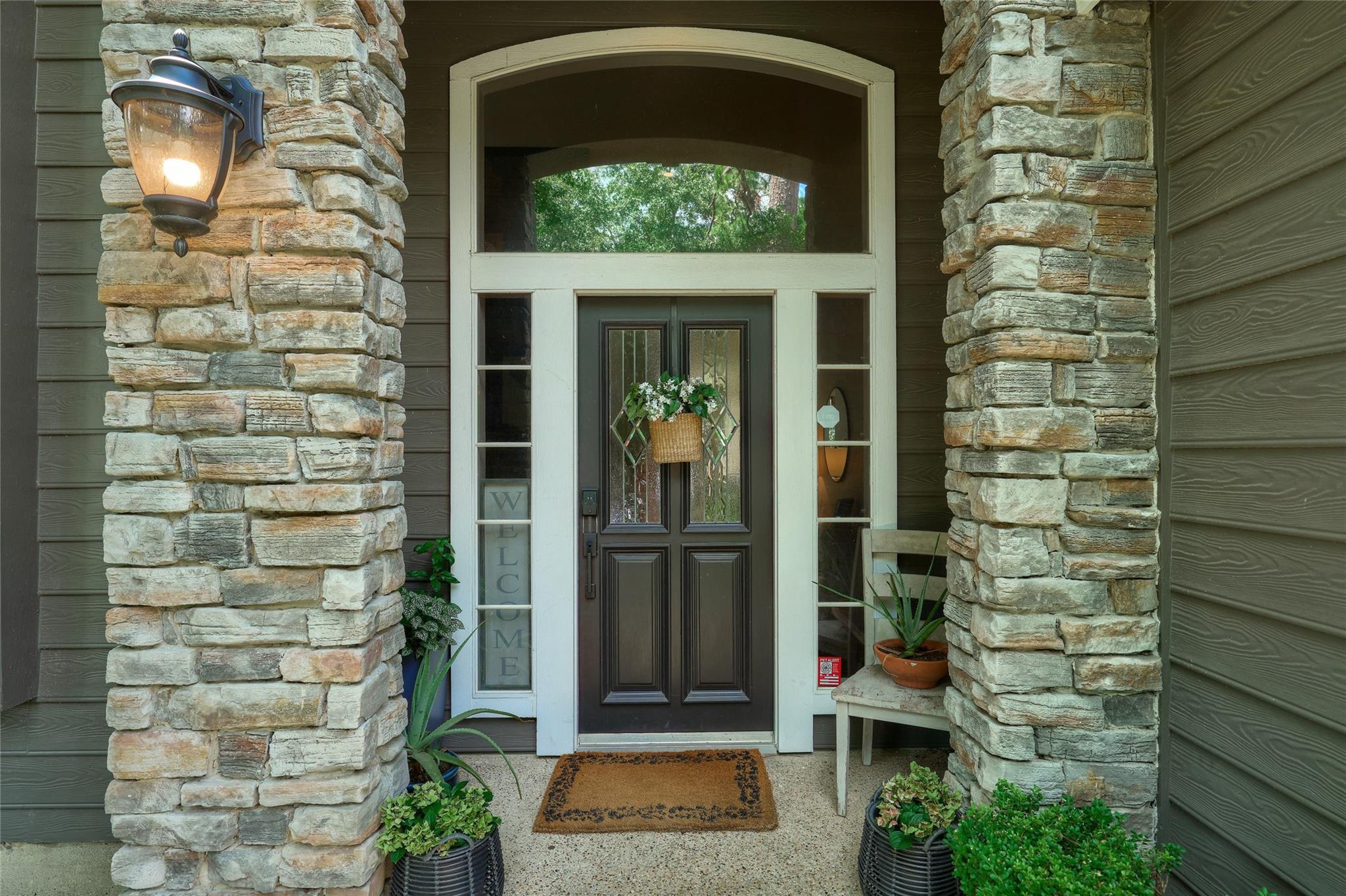 37 Pinepath Place