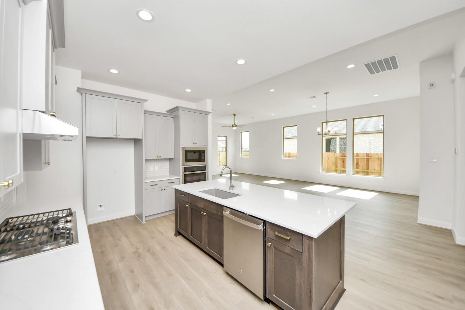 21122 Flowerhorn Drive