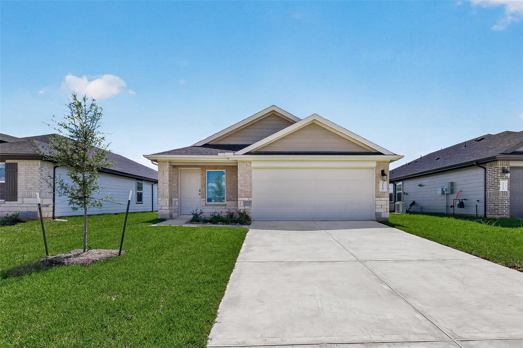 Photo of 31115 Bonnington Venture Drive, Fulshear, TX 77441 (MLS # 35359751)