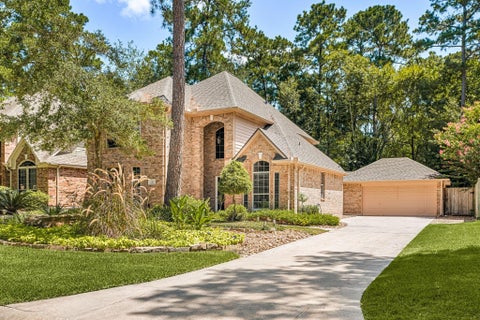 Photo of 26 Cinnamon Teal Place, The Woodlands, TX 77382 (MLS # 67674954)