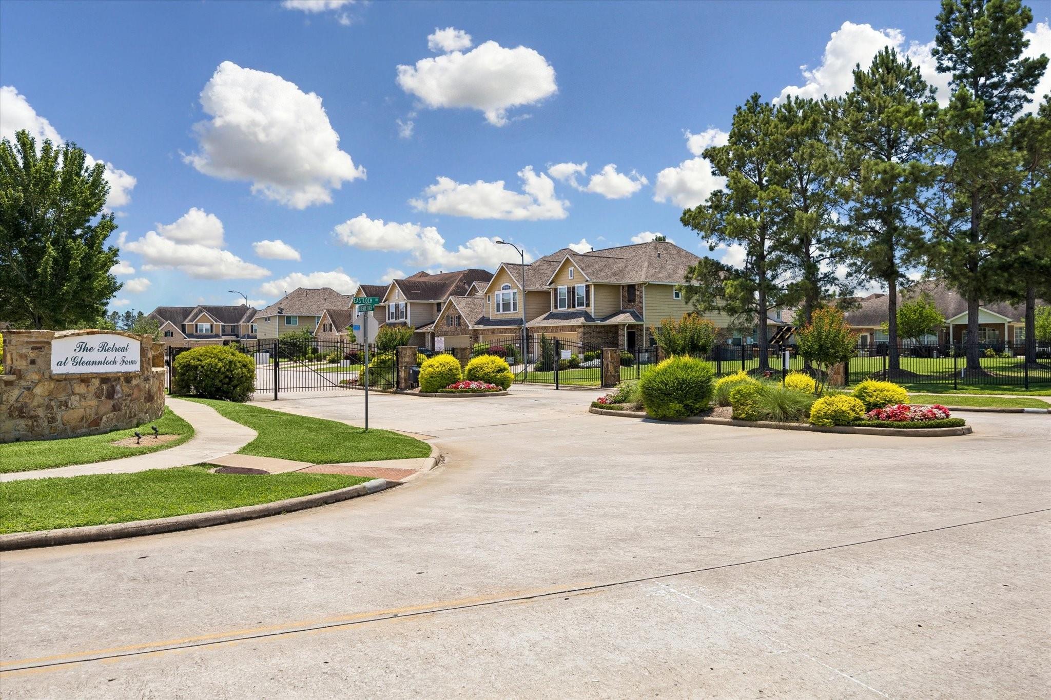 8433 Sunset Loch Drive