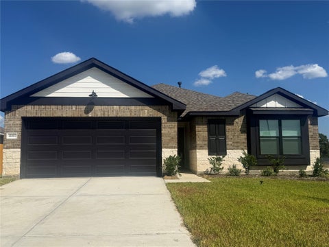 Homes For Sale - 12002 Curlin Drive<br/> Willis, TX 77318
