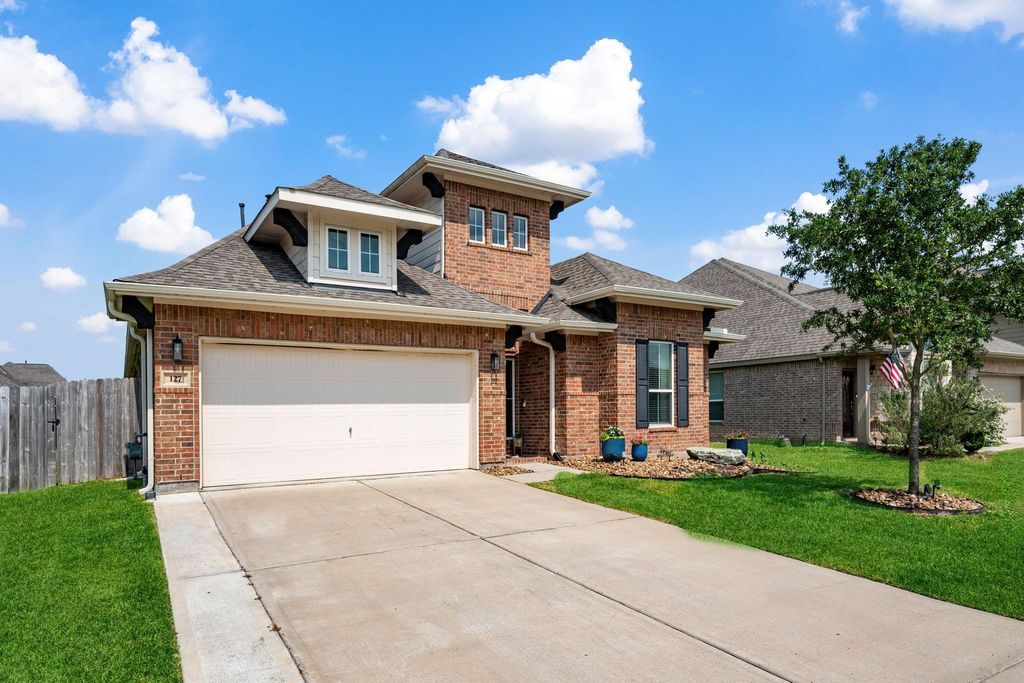 Photo of 127 Comal Drive, Baytown, TX 77523 (MLS # 61498941)