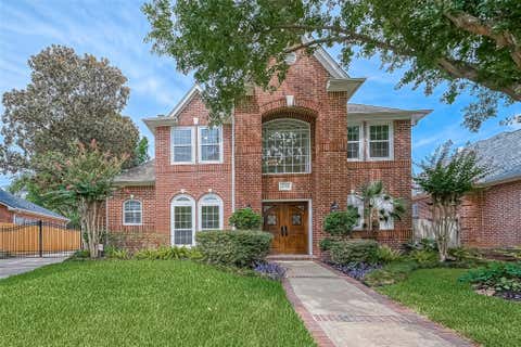 Photo of 13719 Ashley Run, Houston, TX 77077 (MLS # 55601250)